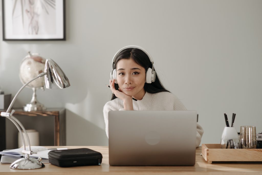 girl using headphones